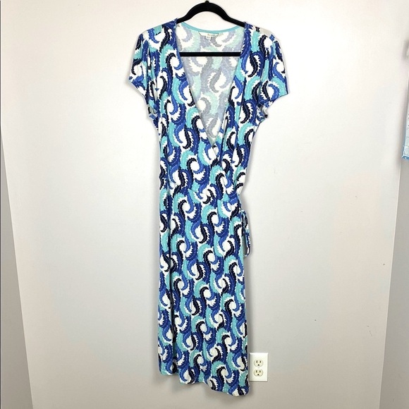 Boden Wrap Dress Blue feather Print Midi size 12L - Picture 2 of 15